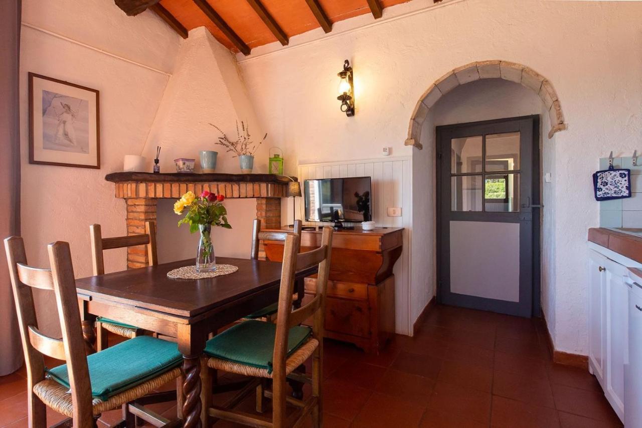 Agriturismo Macciangrosso Casale Piccolomini Chiusi Esterno foto